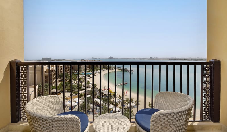 middle-east-holidays-ras-al-khaimah-doubletree-by-hilton-resort-spa-marjan-island-hotel-guest-room-with-sea-view